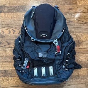 Oakley Kitchen Sink Black Backpack with Silver Accents